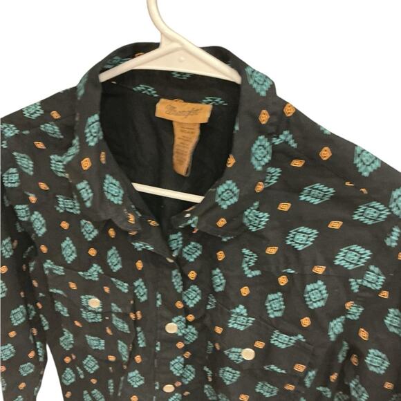 Vintage Wrangler Black Western Snap Shirt - Aztec/Navajo Print - Picture 7 of 7